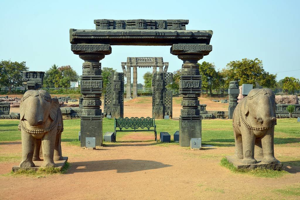 Warangal fort - know about the architectural and historical richness